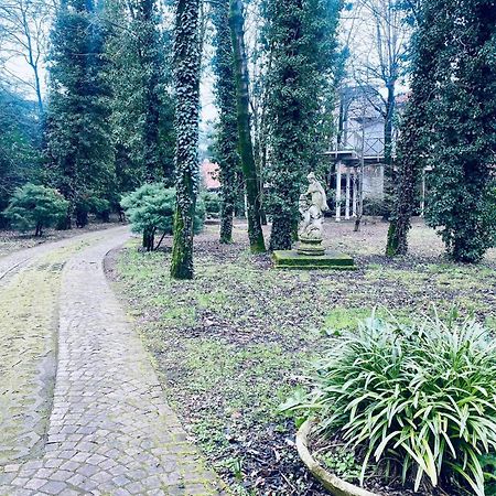 La Casa Dei Nonni Di Leini'ヴィラ エクステリア 写真